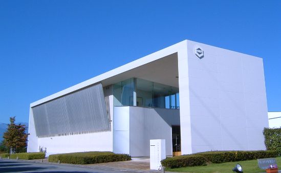 甲府工場外観(平成18年10月撮影)